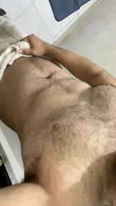 guzamn23's XXX Nude Photo 2