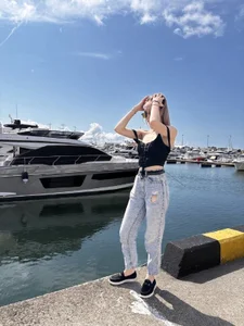SylviaBayliss Public Hình 3