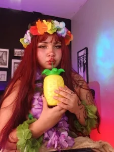 Zara_Snow alohaaa Pic 4