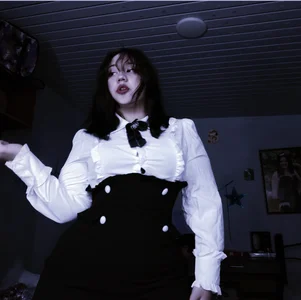 yilingandAlan_13 Look at me Kuva