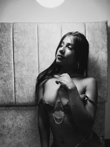 A little of me de Zoehot_11  8 Imagens