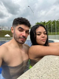 LaraandAxelのrelax dayの枚の写真