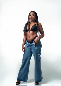 VictoriaKroftのBlue Jeansの 4枚の写真