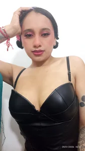 meganjobss Leather 2 Pic 2