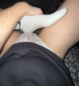 Elleon20: Public ( 4 фото)