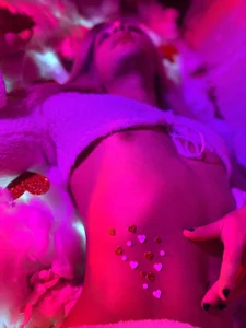 LukaCastilloのWanna be my Valentine?の 8枚の写真