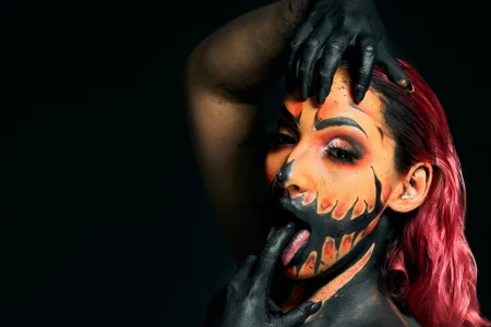 theladymonserrateshow HALLOWEEN! 🖤 Pic 5