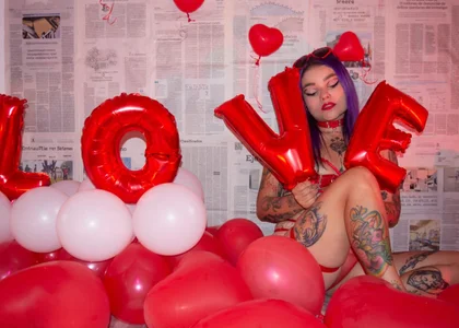 ChloeAllennn Sexy san valentin Pic 8