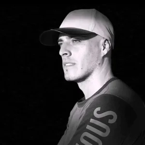 Yulians07 Black Foto