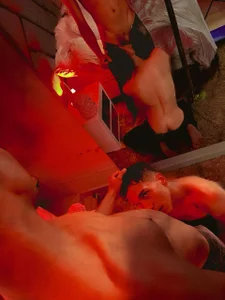 Zdjęcia Desire4Duo Public:  2