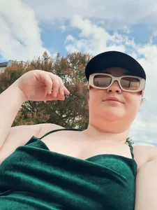 ass_gives went for a walk Pic 3