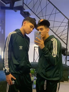 HORNY_PRETTY: Public ( 4 фото)