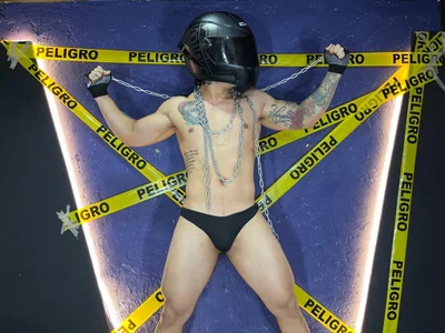 Danger de magic_mike_26 Foto