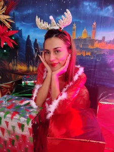 HannaPretthy 🎄I want to have a juicy Christmas 🎄 Immagine  2