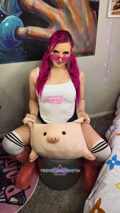 Me de Trinity-Infinity  4 Imagens