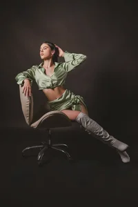 karlaa_james Sexy secretary Pic 4