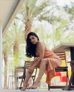 Razane-'s photo