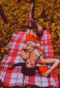 _Bella_Hix_のhalloweenの枚の写真