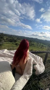 isabella_vega19 CAMP 🏕🌼  6টি ছবি