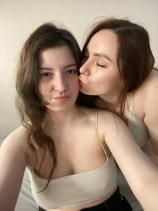 LaneDoell shy girls Εικόνα 3