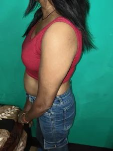 QWEEN7B Public Pic 3