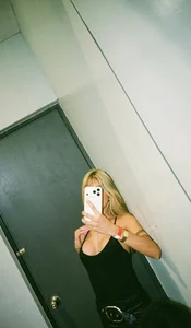 Stay blonde de SweetEscapeTS Foto 2