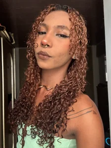 Hello 🤎 de wayuu-goddess  2 Imagens