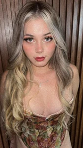 Blake_lee_ Public Pic 3