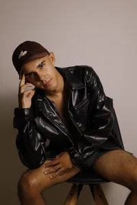 Lian_Brown Public Foto 7