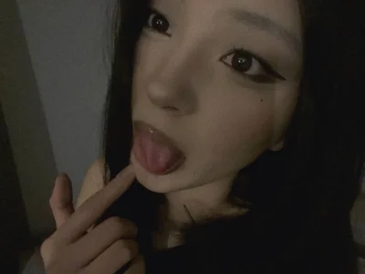 ariyastar Public Pic 2