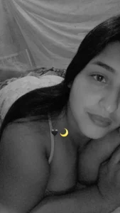 Julieth21_ Public টি ছবি