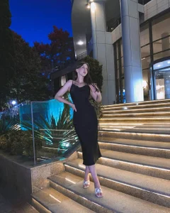 Lilly_boobs: Public ( 6 фото)
