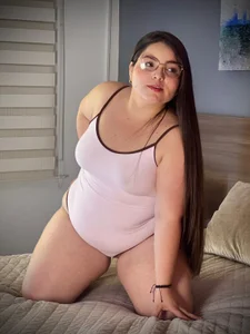 goddess_curvyy Public Pic 4