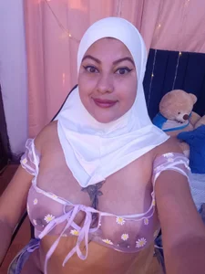 AmiraBakir Public Pic 7