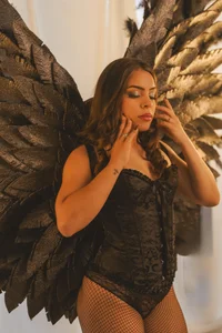 Annavic__Fiery Divinity 🪽🤍图片