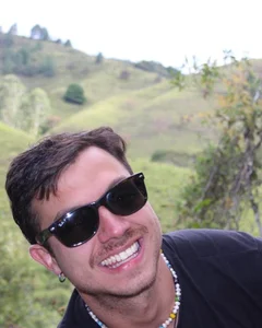 Santhiago_Jonnes Public Gambar 2