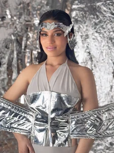 elissa_goddes Silver Girl 🩶🛸 Kuva 3
