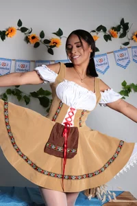 🍺 Oktoberfest & Hot Vibes de aisha_sh  photos