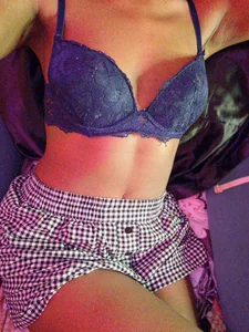 Asmiii de Asmiratamil  3 photos