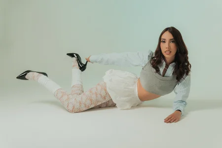 AnaisNin 💚 Cute Gril 💚 Pic 5