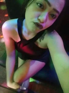 sweet_asian143 Public Foto