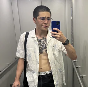 thisguyhasnochill: Public ( 5 фото)