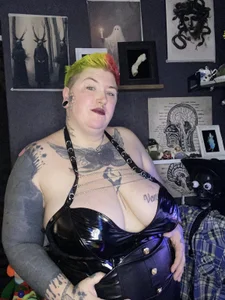 DamagedGoddessX Public зображення 7