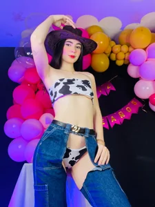 Zdjęcia SaradaParker your sexy cowgirl:  3