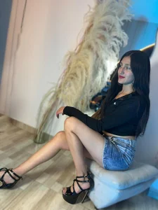 AmyStar69 Public Pic 3