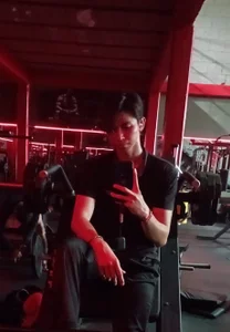 Andy_gray IN THE GYM Bilde 2