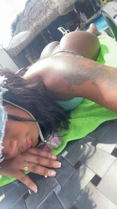 BeverlySteel kullanıcısının Sunny day 🌞 albümü -  3 fotoğraf