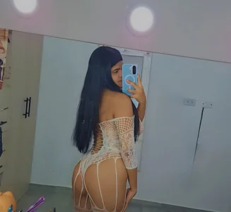 sharol_og_ Public Pic 3