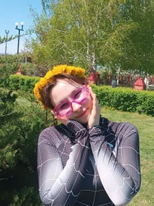TealTeatime Do you like the flowers smell? Pic 3