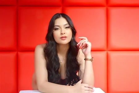 IvyJonesX White Pass Foto